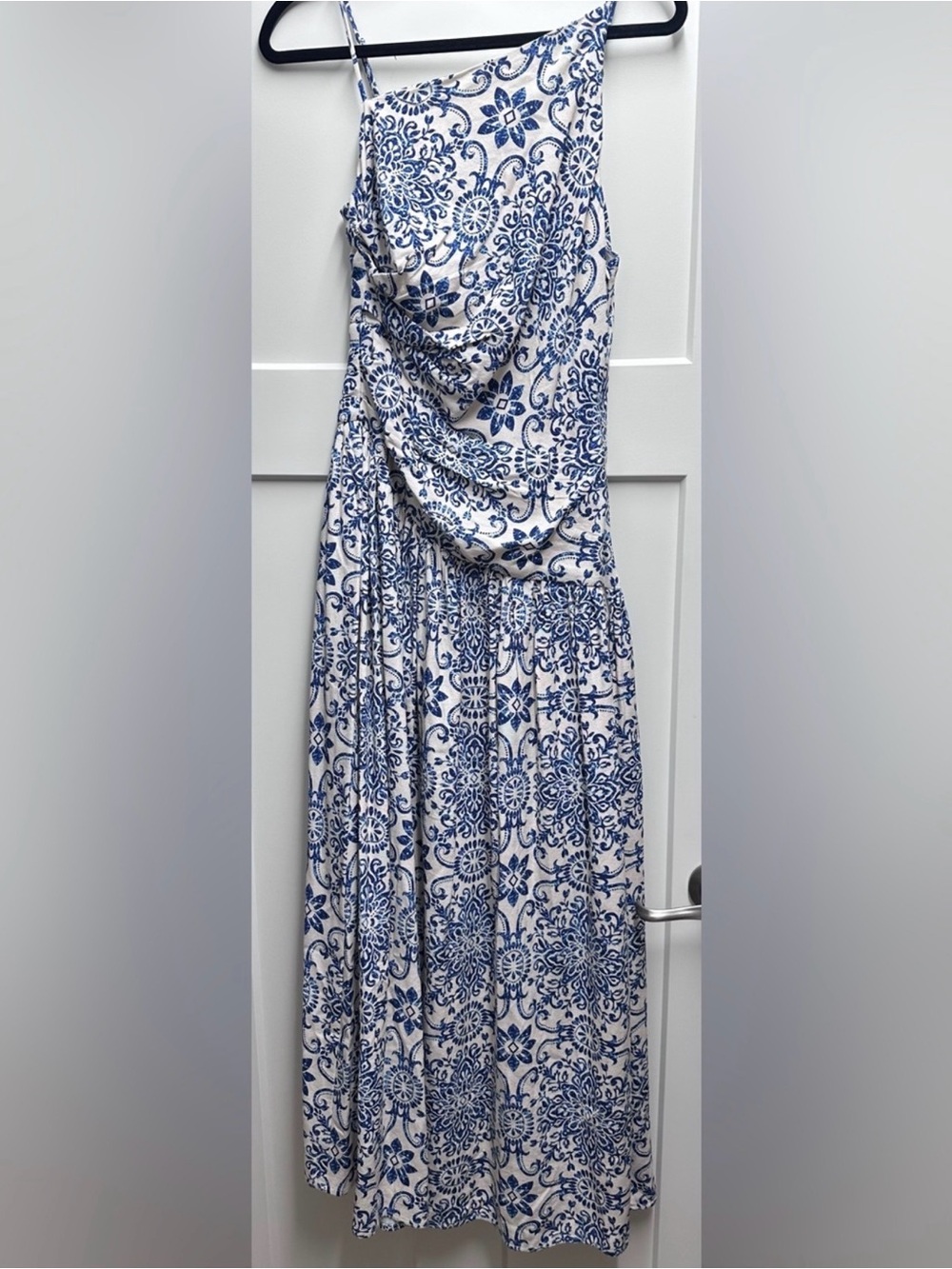 NWT Dress Forum Linen Blend Dress